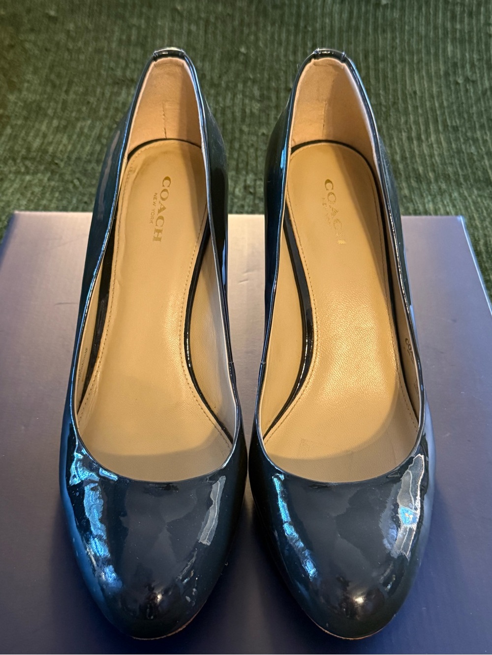 Coach Women's Navy Patent Leather Round Toe Pumps